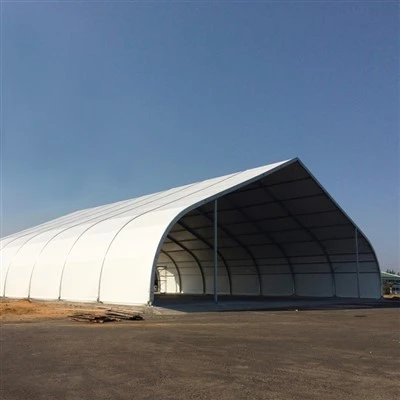 Kromme tent
